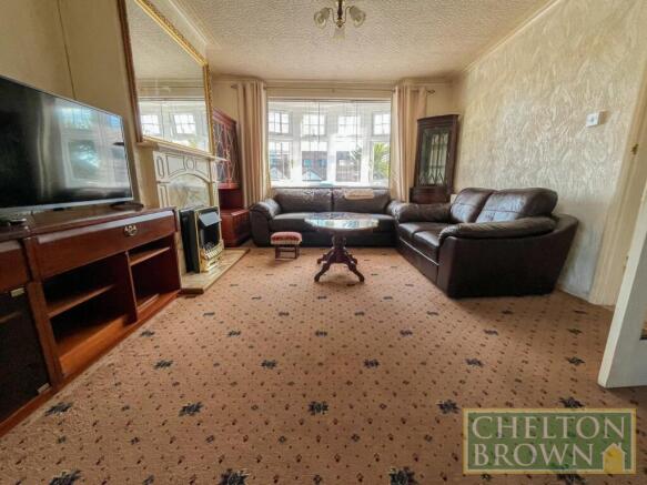 Lounge/Dining Room