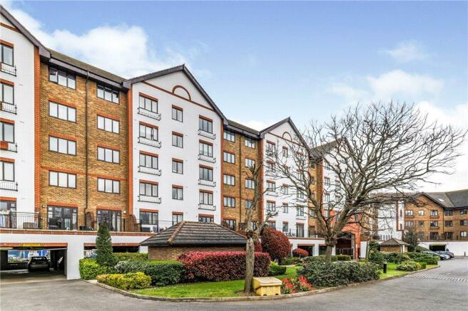 2 bedroom apartment for sale in Regents Court, Sopwith Way, Kingston