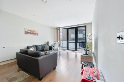 Lighterman Point, E14