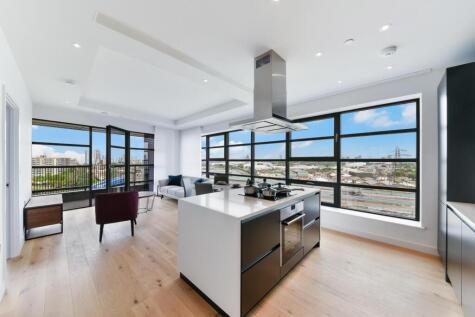 Bridgewater House, London City Island, London,