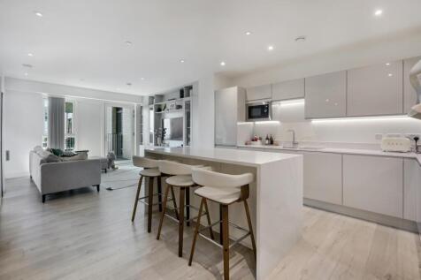 Tyburn Gardens, Canning Town, E16 