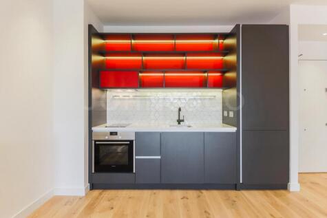 Grantham House, London City Island, E14