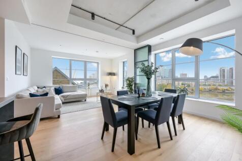 Douglass Tower, Goodluck Hope Walk, London, E14