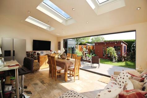 Guinevere Way, Leicester Forest East, LE3