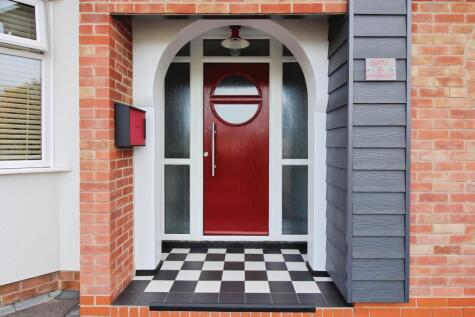 Kingsway, Braunstone Town, LE3