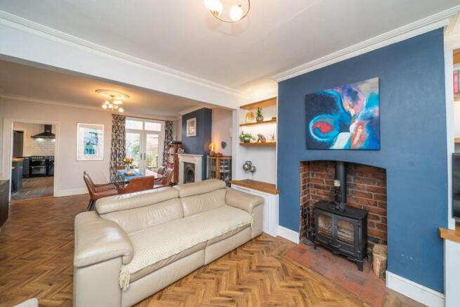 SITTING ROOM