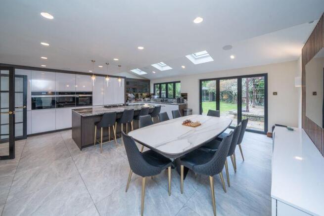 DINING KITCHEN