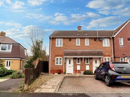 North Road, Thornbury, BS35