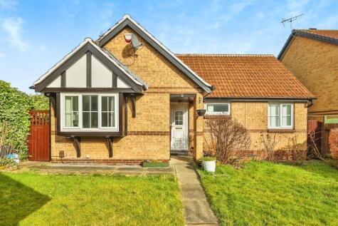 Tudor Court, Hucknall, Nottingham