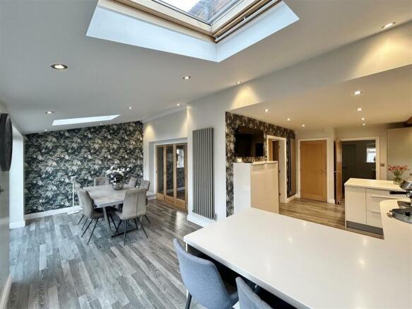 Kitchen Diner