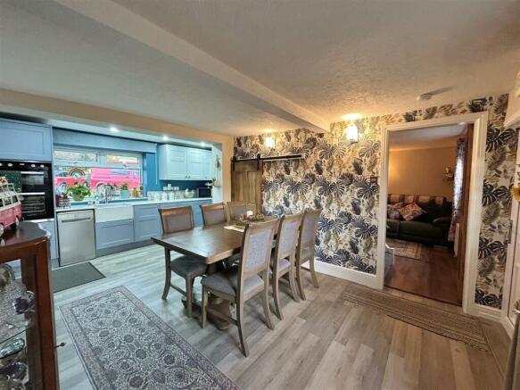 Kitchen Diner