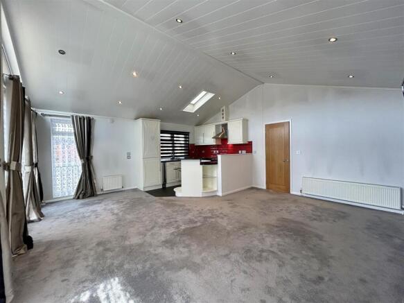 Open Plan Kitchen/Living/Dining Area
