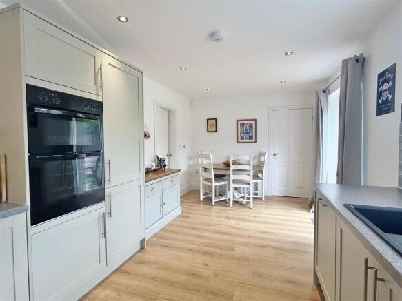 Kitchen Diner
