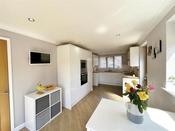 Kitchen Diner