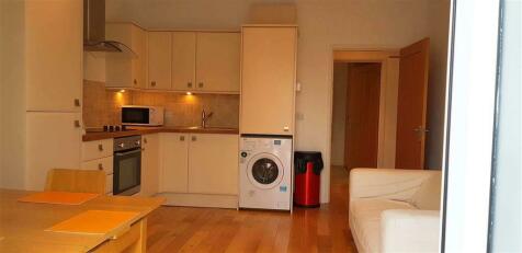 Oystermouth Road - 1 bedroom apartment