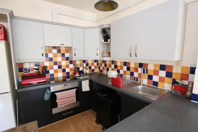Kitchen.JPG