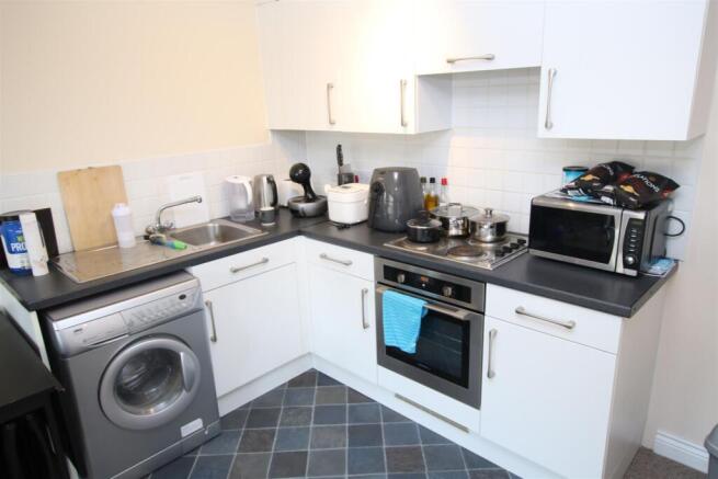 Kitchen.JPG
