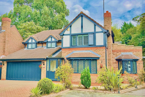 Whitstone Close, Calderstones, L18