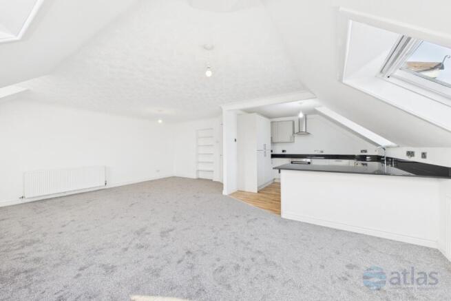 Lounge / Kitchen
