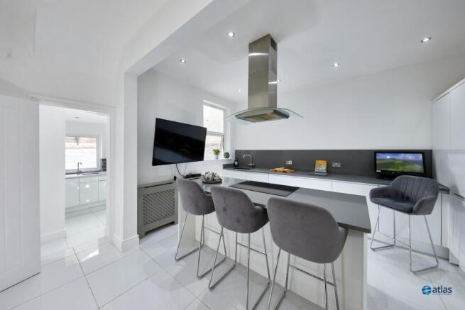 Kitchen/Living Area
