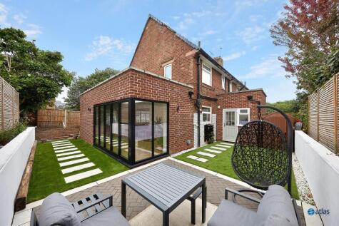 Rose Street, Woolton, L25