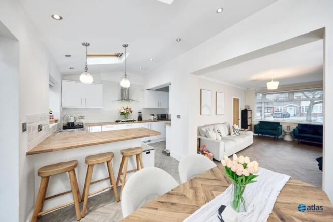 Dining Area/Kitchen