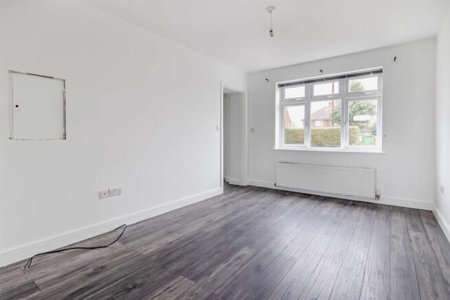 8640300-interior07-800.jpg