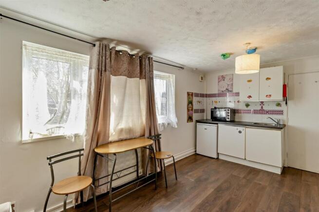 8642182-interior19-800.jpg