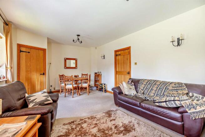 8644760-interior03-800 - Copy.jpg