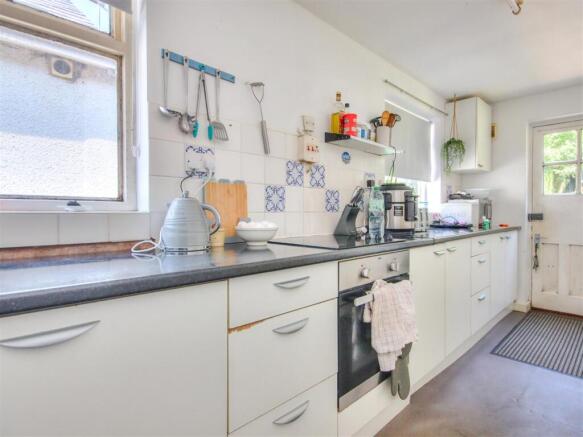 14-06-2025__10-16-36_Kitchen_1.ZzMPn.jpg