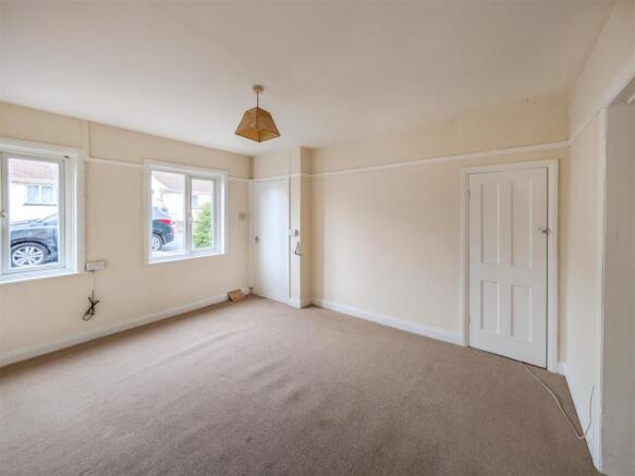 17-10-2025__15-48-40_PXL_20251016_111449244.BuX7Z.