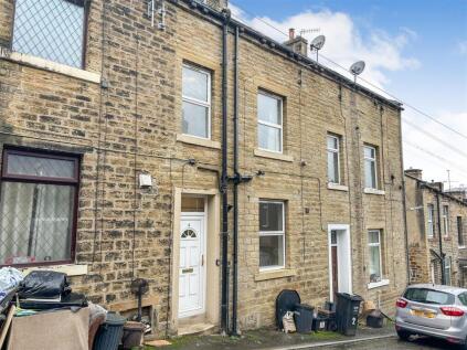 Back Queen Street, Greetland, Halifax