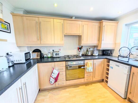 17-11-2025__13-03-47_PXL_20251117_092728527_2.GRU2