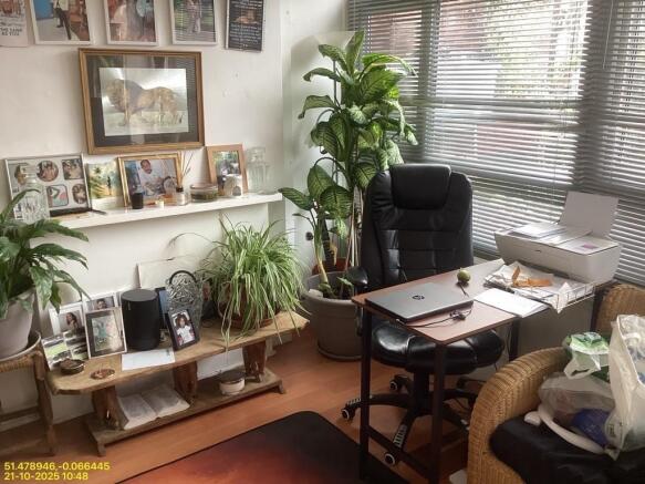 Photo Pack File - Version 1 (1)_Page_09_Image_0001