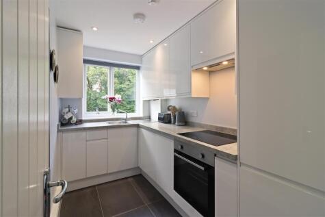 Hallam Grange Close, Fulwood