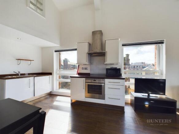 Sitting Room / Kitchen