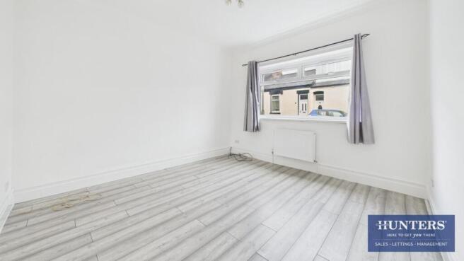 Front Recpetion/Bedroom