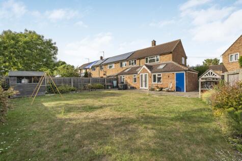 Queens Close, Harston