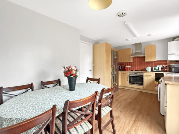 d516acc28bc768b45f2f42eb230b43a3d556ca20