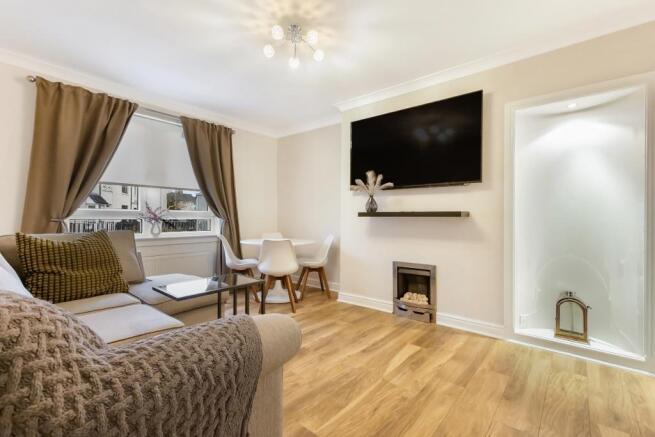 Living Room/ Dining Area