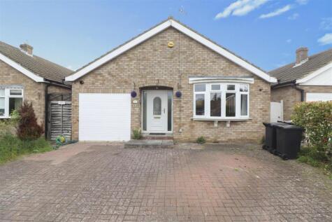 Cresswell Road, Rushden, NN10 9RH