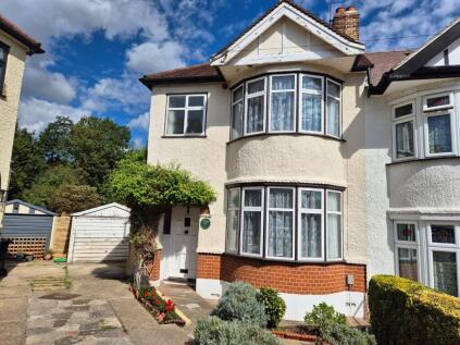 Heronway, Woodford Green, Essex, IG8