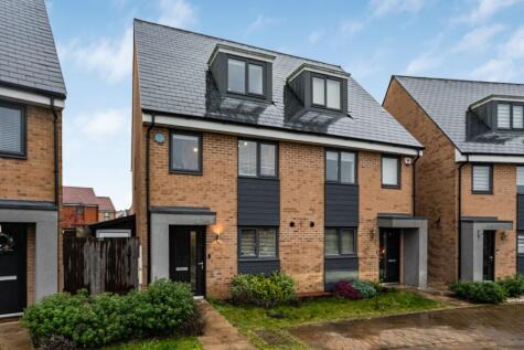 Maytree Crescent, Harlow, Essex, CM17