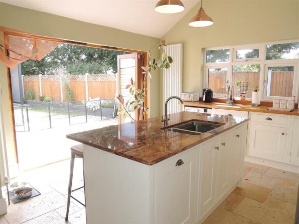 Kitchen: