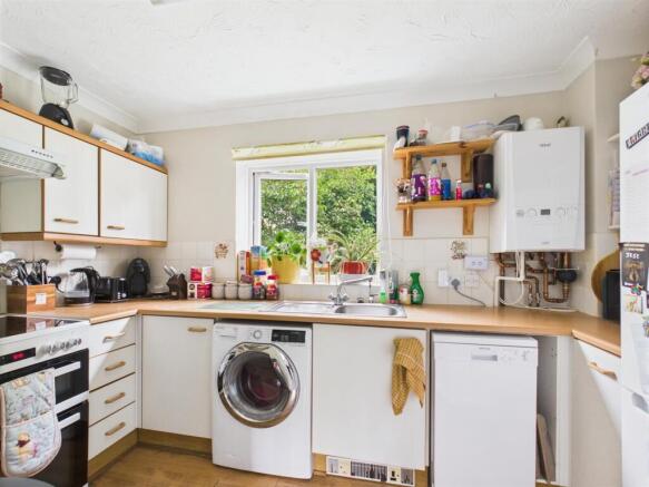 Kitchen:
