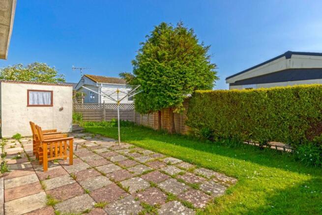12 Windsor Way_16.JPG