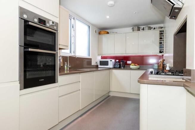 22bFT-X1JUOPRYWj4_lb4Q (1).jpg