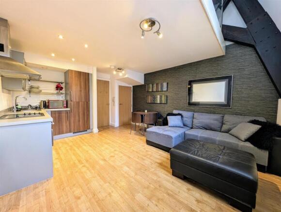 Living Room.jpg