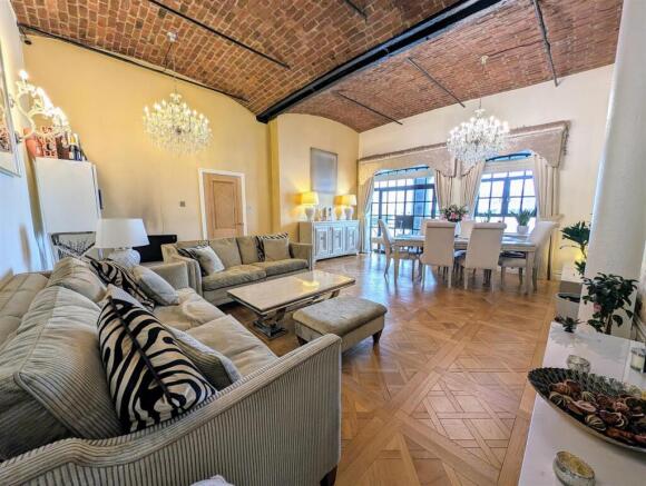 Living Room..jpg
