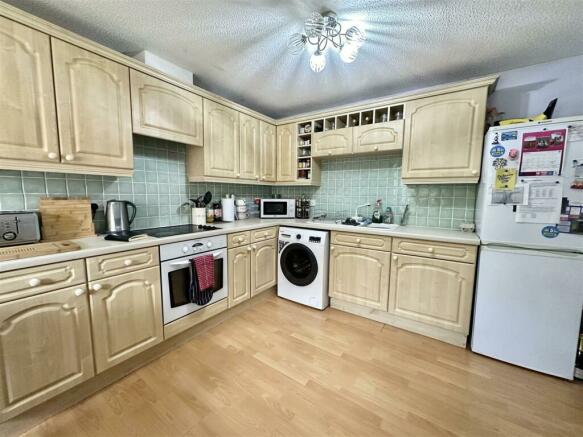 Kitchen with excellent storage